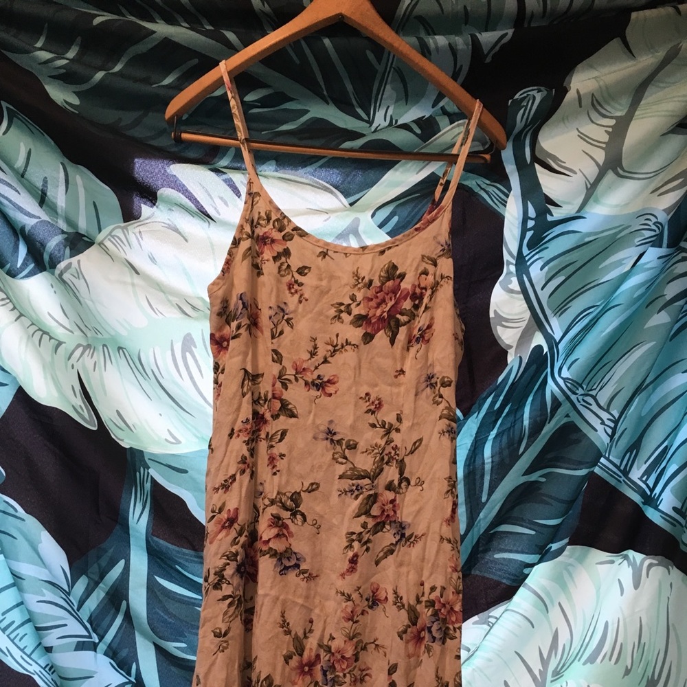 Traded- Vintage floral dress